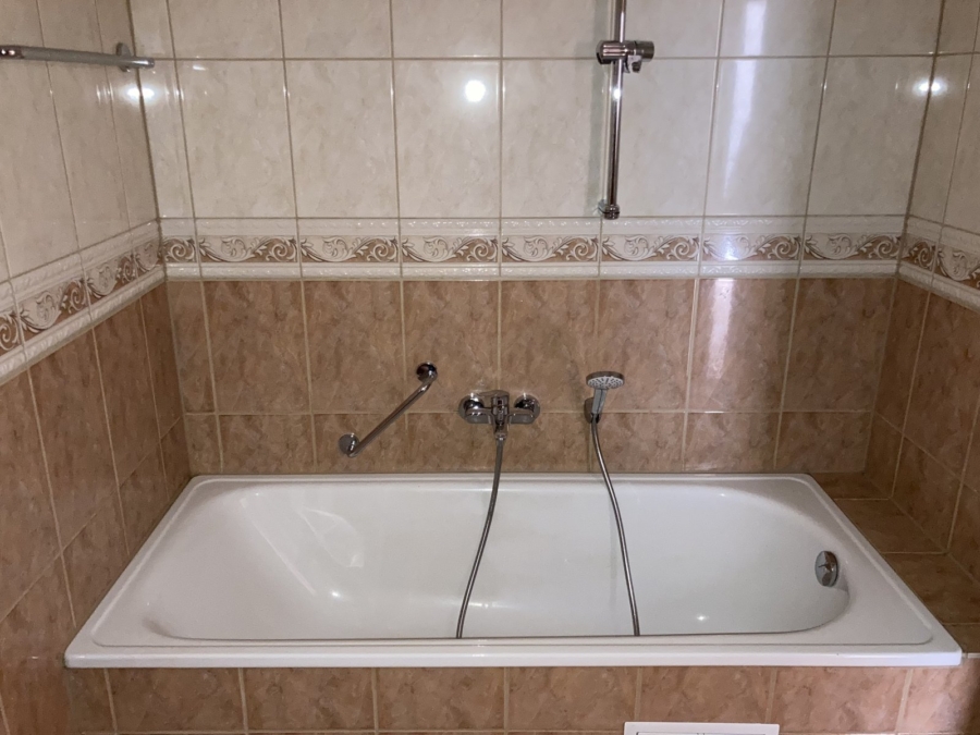 Bad mit Wanne