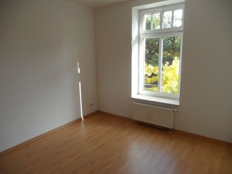 Vermietete 2-Raumwohnung mit kleiner EBK und Stpl. in Stadtvilla! Zentrumsnah; Nähe Schwanenteich! - Schlafzimmer (4122)