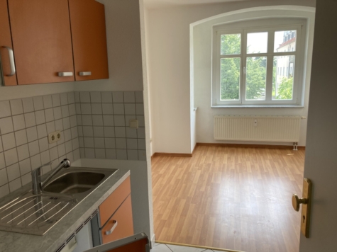 Ab 1.12.! Helle 1-Raumwhg. mit EBK in Marienthal – Nähe HBK! - Wohn-/Schlafbereich (13386)