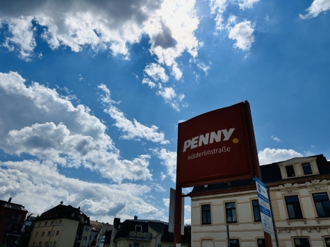 Attraktive 4-Raum-Wohnung mit Balkon, zentrumsnah gelegen und vermietet - Penny (90 m) (2920)