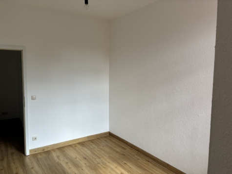 Zentrumsnahe 2-Zimmerwhg. in Zwickau – * bezugsfrei * Stil-Altbau 1902 * Kernsaniert 1999 - Schlafzimmer (13349)