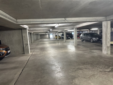 Vermietete Maisonette-WE, Balkon, Tageslichtbad, TG-Stpl. in Auerbach/V.! - Tiefgarage (6716)