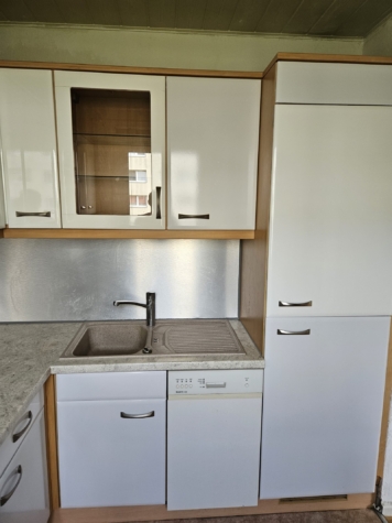 Helle 3-Raumwhg. mit Loggia und EBK in Zwickau-Mosel! - Küche, EBK rechte Seite (9645)