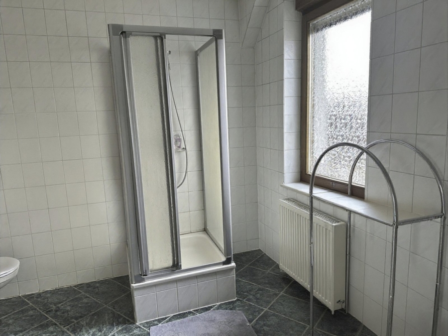 Bad OG modernes Haus