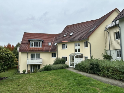 Vermietete 2-Raumwohnung mit Balkon und Stpl. in ruhiger Lage! Zwickau-Cainsdorf! - Außenansicht (7539)