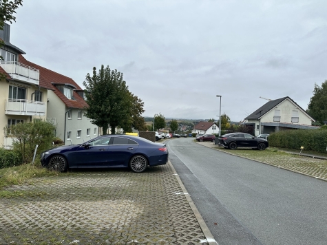 Vermietete 2-Raumwohnung mit Balkon und Stpl. in ruhiger Lage! Zwickau-Cainsdorf! - Stellplätze (7547)