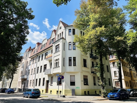 Ab 01.08.26! Schöne 1-Raumwohnung mit Balkon, Wanne, attraktive Lage, Nähe Muldenpromenade! - Außenansicht (3580)