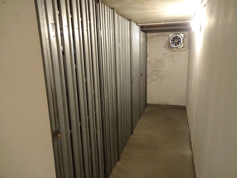 Ab 1.9.26! Helle 2-Raumwohnung mit Balkon u. EBK zur Ablöse in Marienthal nähe HBK! - Mieterkeller (7405)