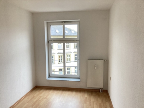 Zentrumsnah! 1,5-Raum-Whg. mit Balkon + Fahrstuhl / rollstuhlgerecht; vermietet! - Schlafzimmer (9552)