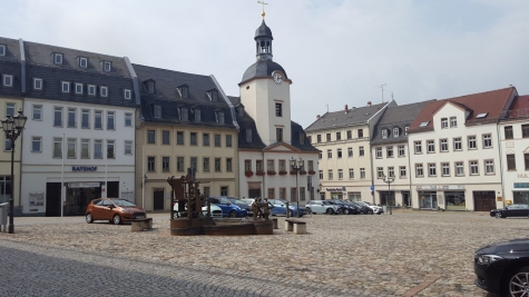 1,5-Raumwhg. mit EBK und Stpl. in historischem Villenviertel! - Marktplatz mit Rathausturm (7212)