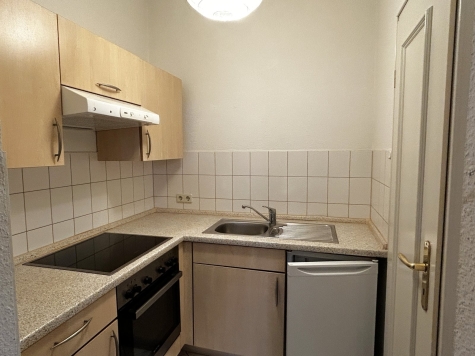 1,5-Raumwhg. mit EBK und Stpl. in historischem Villenviertel! - Einbauküche (7204)