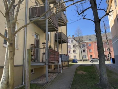 Schöne 3-Raumwhg. mit Tageslichtbad und Balkon! Vermietet! - Außenansicht (12908)