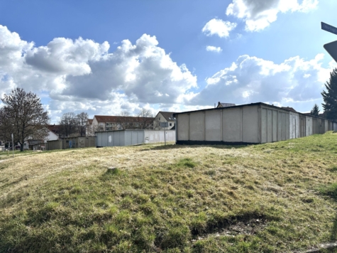 105 Garagen in Top-Lage von Zwickau-Weißenborn: Attraktives Investmentgrundstück - Grundstück (9288)