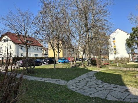 105 Garagen in Top-Lage von Zwickau-Weißenborn: Attraktives Investmentgrundstück - Umgebung (9295)