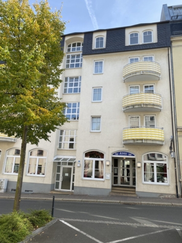 Vermietetes Restaurant mit Gastgarten + 3 Apartments, inkl. 4 TG-Stellplätze - Hausansicht (14415)