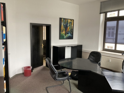 118 qm Büroetage im zentrumsnahen Denkmalschutzobjekt optional mit Einrichtung - Büroraum 1 (124)