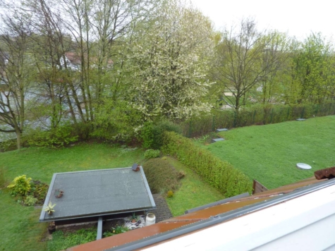 Vermietete Maisonettewhg. mit Terrasse, Balkon & 2 Stellpl. in ruhiger Wohnlage von Glauchau! - Außenanlage (13873)