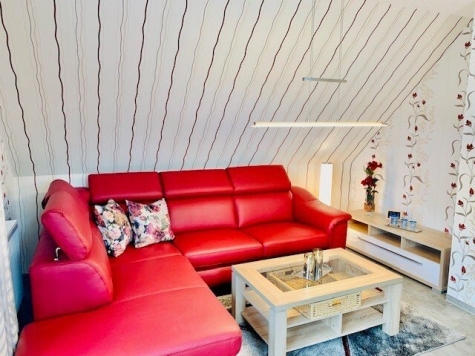 Exklusive Strandnähe trifft moderne Eleganz! EFH mit Einliegerwohnung in Bestlage von Thiessow! - OG Wohnzimmer (6914)