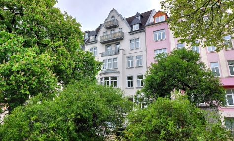 Vermietete 2-Raum-Wohnung mit Balkon und Aufzug! - Außenansicht (908)