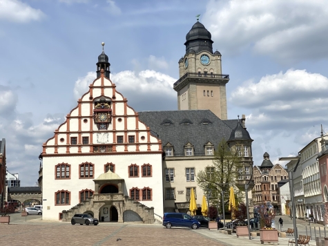 Vermietete 2-Raum-Wohnung mit Balkon und Aufzug! - Marktplatz Plauen (916)