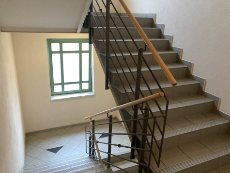 Vermietete 2-Raumwohnung mit Balkon! Marienthal – Nähe HBK! - Treppenhaus (1903)