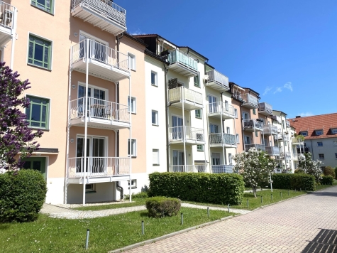 Vermietete 2-Raumwohnung mit Balkon! Marienthal – Nähe HBK! - Außenanlage (1900)