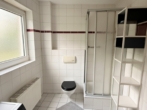 Badezimmer 2 Durch AI beräumt