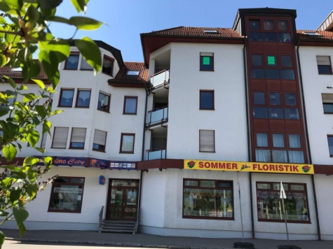 2-Raumwohnung mit Balkon, Fahrstuhl und TG-Stellplatz! Leerstehend ab 1.9.2026 - Außenansicht (9201)