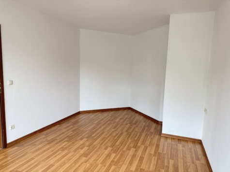 2-Raumwohnung mit Balkon, Fahrstuhl und TG-Stellplatz! Zur Selbstnutzung geeignet. - Schlafzimmer (12878)