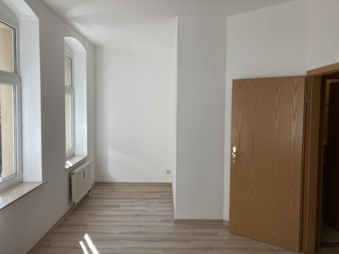 Schöne 2-Raumwhg. in idealer Lage zum Schlobigpark, Parkplätze vor dem Haus! - Schlafzimmer (13050)