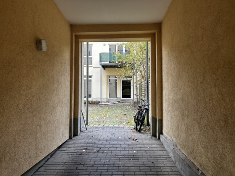 Schöne 2-Raum-Wohnung mit Balkon, EBK und Tageslichtbad in Plauen! Vermietet - Durchgang zum Objekt (5660)