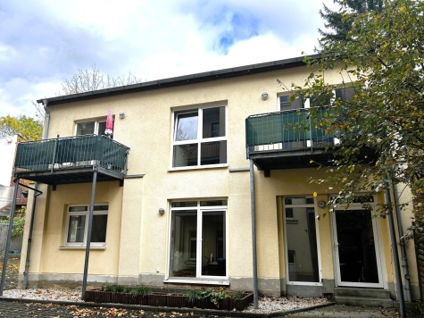 Schöne 2-Raum-Wohnung mit Balkon, EBK und Tageslichtbad in Plauen! Vermietet - Außenansicht Neubau (5656)