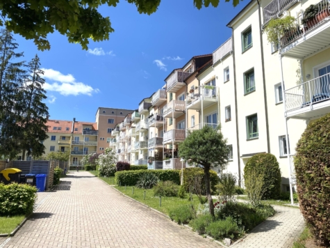 Ab 1.11.! Attraktive 1-Raumwohnung mit Tageslichtbad in Marienthal! Nähe HBK! - Außenanlage (11280)