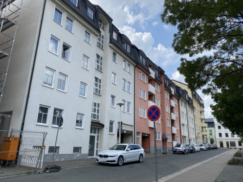 Schöne 1,5-Raum-Whg. mit Fahrstuhl, Balkon u. TG-Stpl. in zentrumsnaher Lage! - Burgstraße 43 (weiß) (9516)