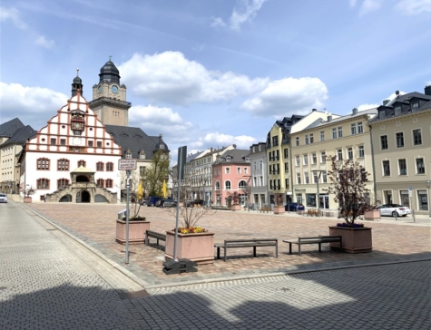Schöne 1,5-Raum-Whg. mit Fahrstuhl, Balkon u. TG-Stpl. in zentrumsnaher Lage! - Marktplatz (9519)
