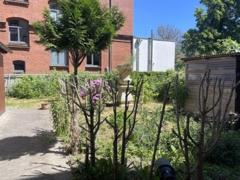 *Renovierte 4-Raum-Maisonettewhg. mit Balkon und EBK! Zentrumsnah!* - Garten (15094)