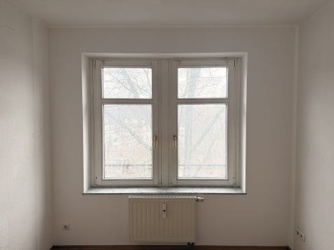 3 Monate Kaltmietfrei! Renovierungsbedürftige 2-Raum-Wohnung, attraktive Lage - Schlafzimmer (6762)