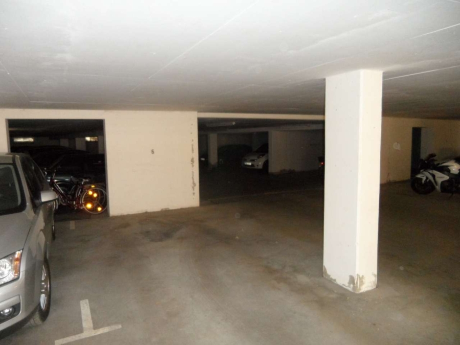 Tiefgaragenstellplatz