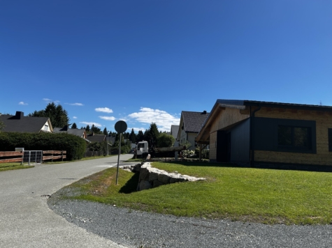 Sanierungsbedürftiges, unberäumtes Ferienhaus mit Garten und Stellplatz in ruhiger Lage! - Umgebung (9473)