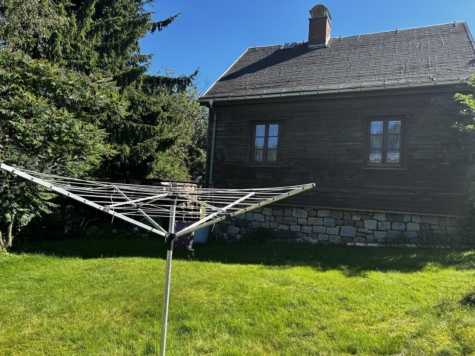 Sanierungsbedürftiges, unberäumtes Ferienhaus mit Garten und Stellplatz in ruhiger Lage! - Garten (9464)