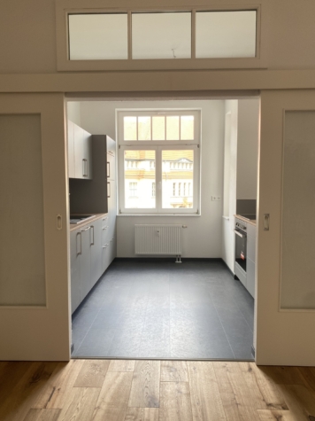 Moderne 3-Zimmer-Wohnung mit Balkon u. EBK in Zwickau-Pölbitz! - Küche mit EBK (13186)