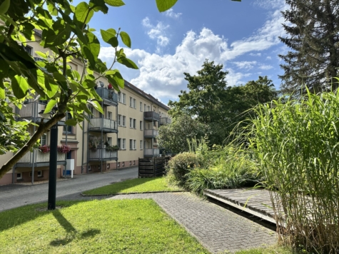 Vermietete 3-Raumwohnung mit Tageslichtbad in Zwickau! - Außenanlage (13300)