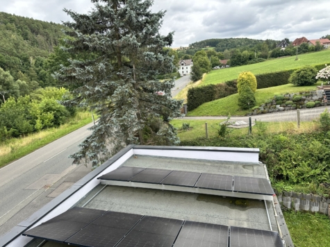 Attraktives Wohn- und Geschäftshaus mit großem Grundstück, Pool und Photovoltaik in Wilkau-Haßlau! - Solaranlage (14138)