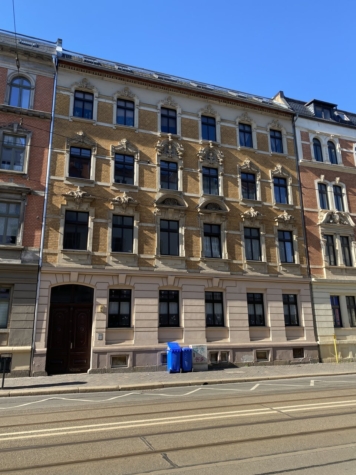 Ab 1.11.! 3-Raumwohnung mit Balkon und Einbauküche in Zwickau! - Hausansicht (12265)