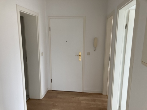 Vermietete 2-Raum-Wohnung Marienthal! Nähe HBK! - Flur (7514)
