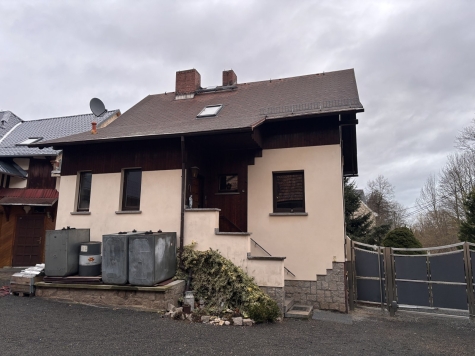 Einzigartiges Anwesen mit Wohnhaus, Gewerbeflächen, Ferienwohnungen und großem Naturareal! - Wohnhaus (5804)