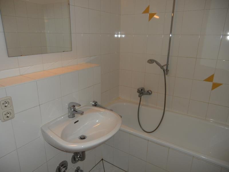 Bad mit Wanne