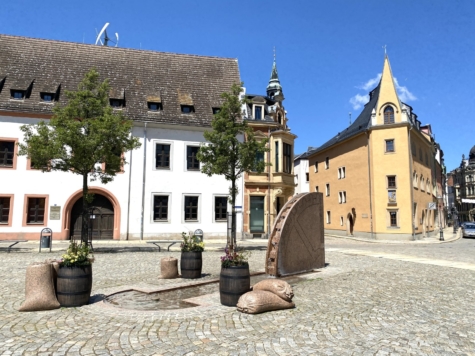 Vermietete 4-Raum-Maisonette-WE! 2 Balkone, Stellplatz, Tageslichtbad! - Kornmarkt Zwickau (9450)