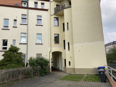Zentrumsnahe 1-Raumwohnung mit Einbauküche! Vermietet! - Rückansicht (6489)