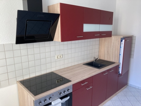 Zentrumsnahe 1-Raumwohnung mit Einbauküche! Vermietet! - Küche mit EBK (6493)